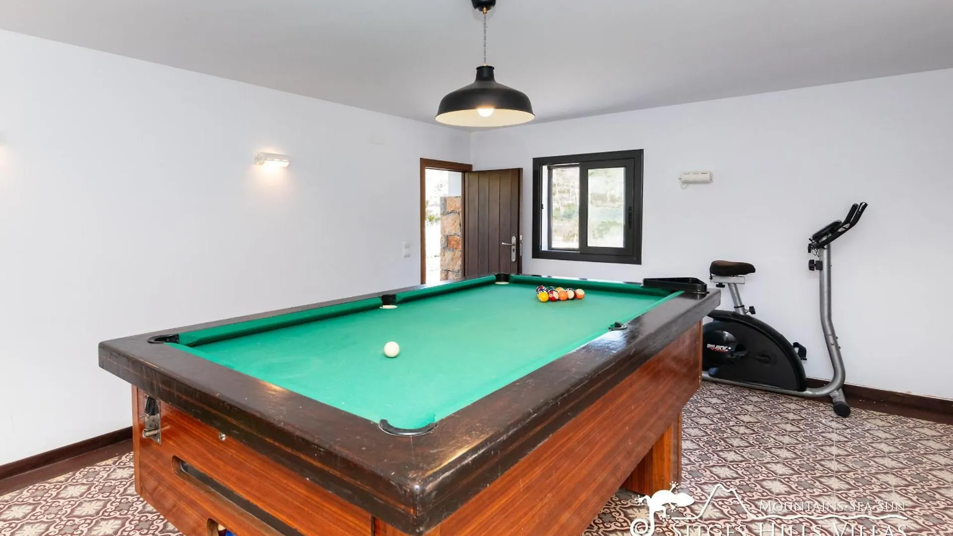 Spacious Villa Santa Fe - Private Pool, Big Garden And A/C Close To Sitges Olivella 0*,